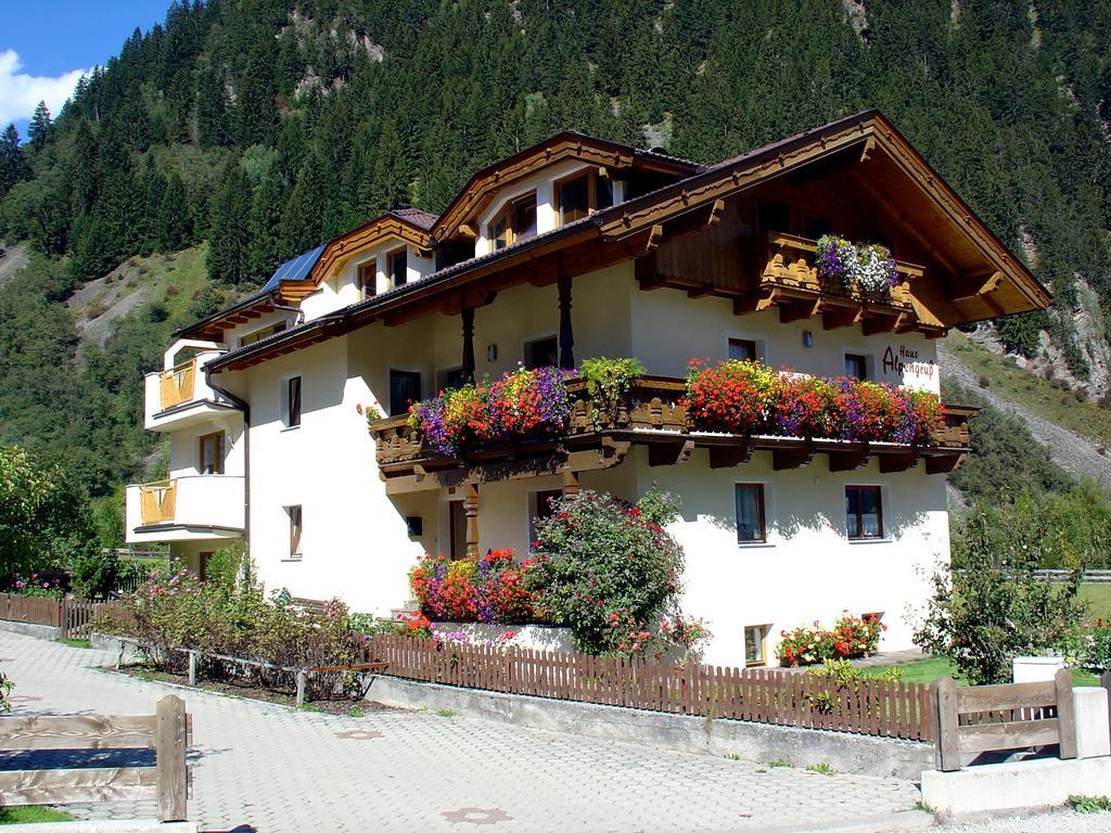 Apartament Haus Alpengruss Neustift im Stubaital Zewnętrze zdjęcie